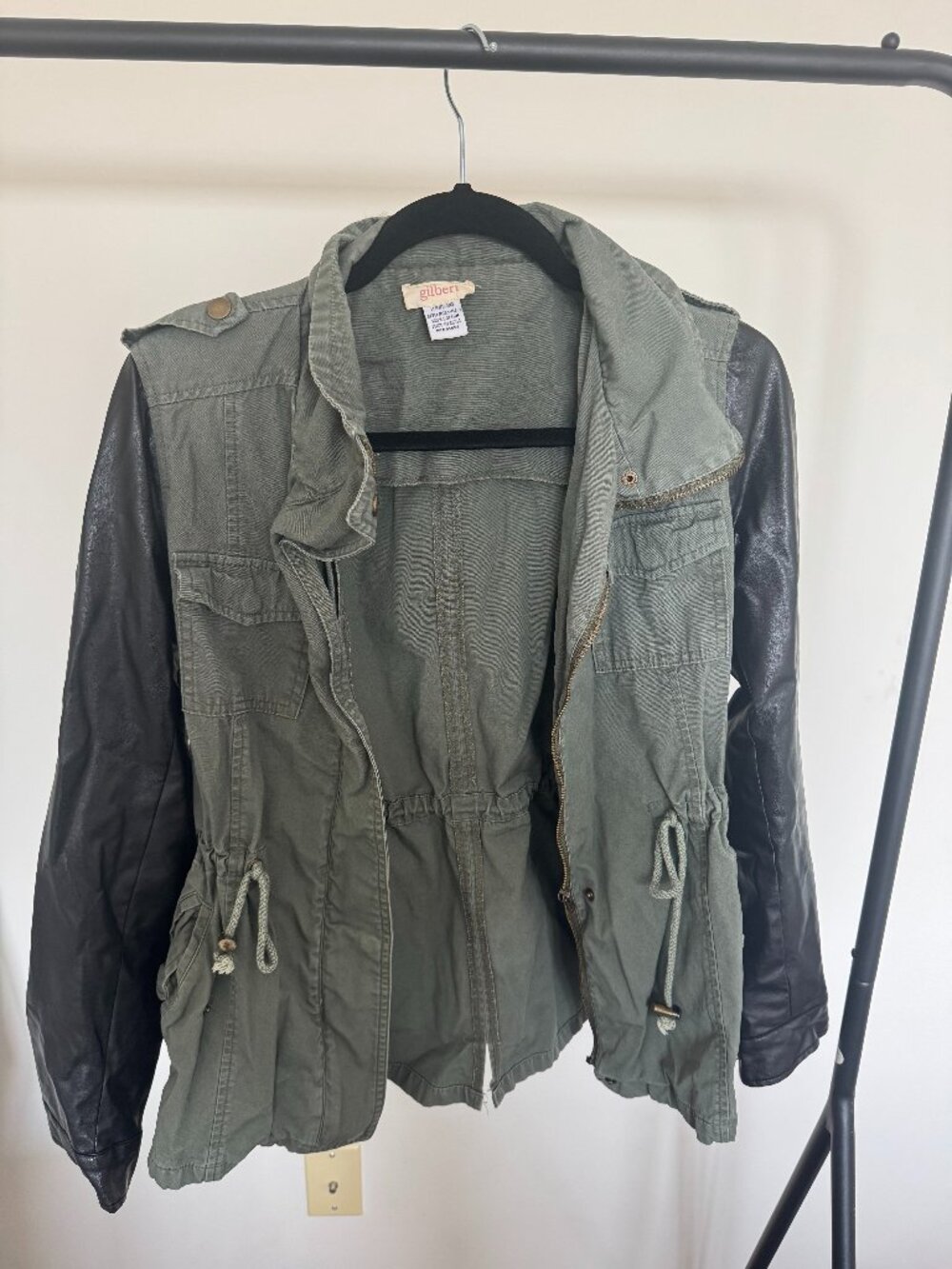 Gilbert Olive Utility Jacket with Faux Leather Sleeves โ Size M